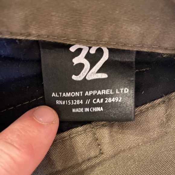Altamont chino pants, size 32, color olive green - Picture 4 of 5